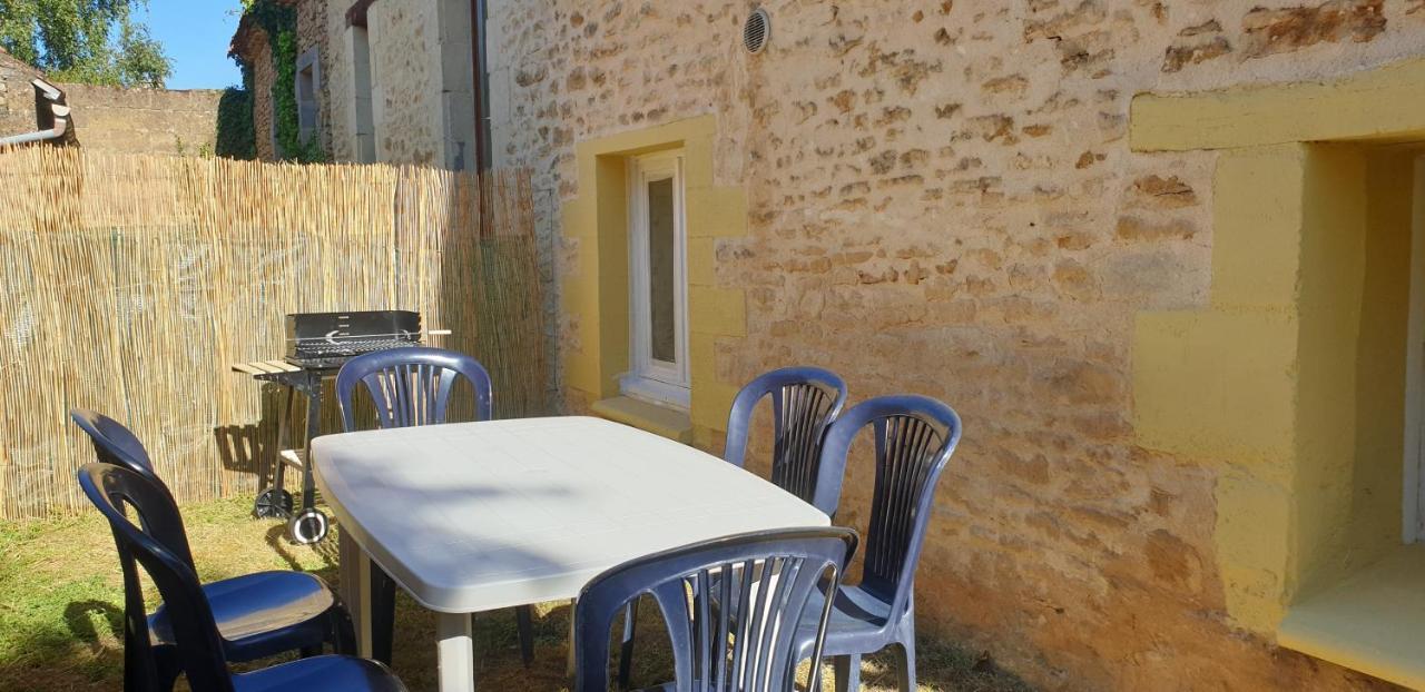 Petite Maison En Pierre Au Coeur Du Perigord Noir Proche De Sarlat Et Rocamadour Salignac Eyvigues Bagian luar foto