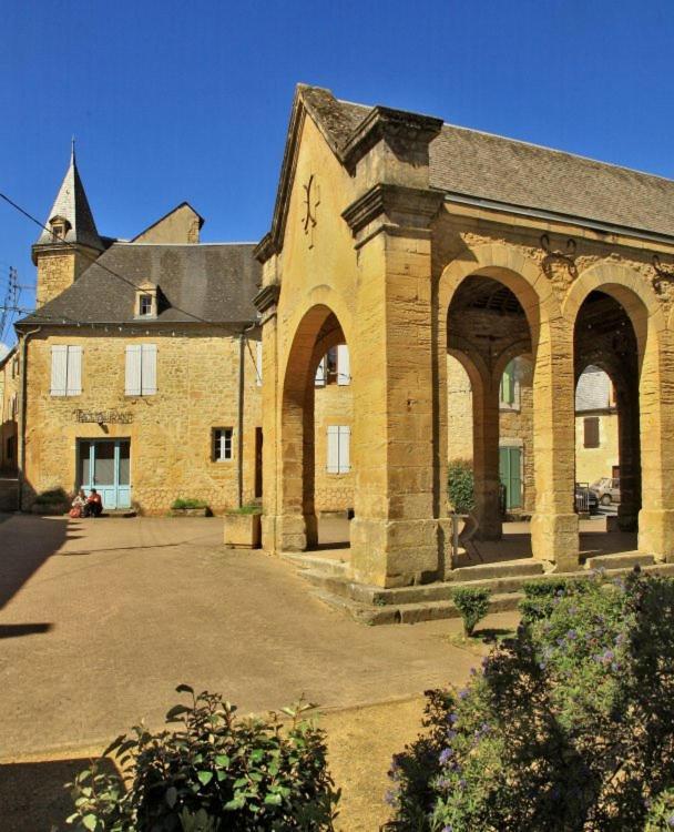 Petite Maison En Pierre Au Coeur Du Perigord Noir Proche De Sarlat Et Rocamadour Salignac Eyvigues Bagian luar foto